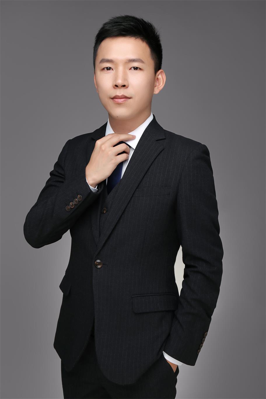 秦予白 创意策略总监